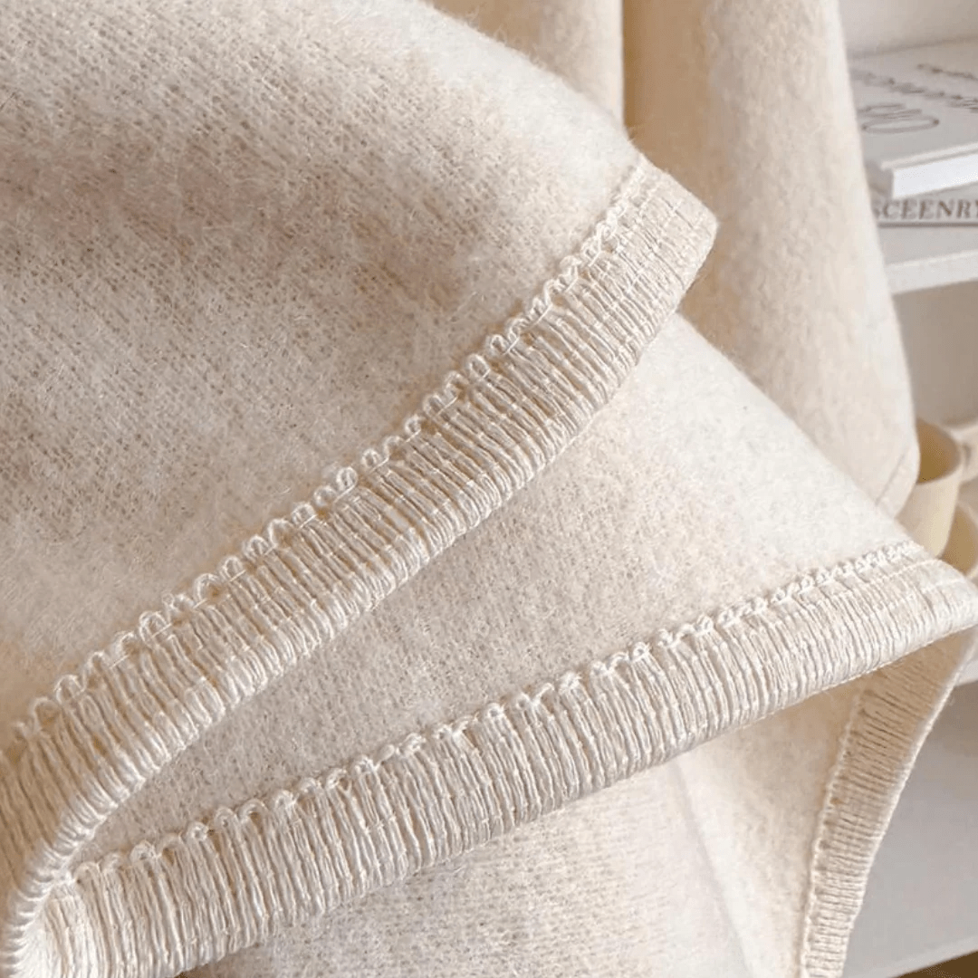 Le Châle Élégance - La Câline™ - BlueJolie